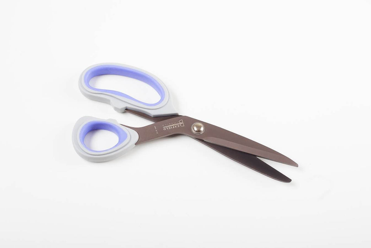 BODY TAPE | Schere